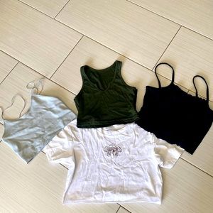 *SOLD* Cropped tops bundle